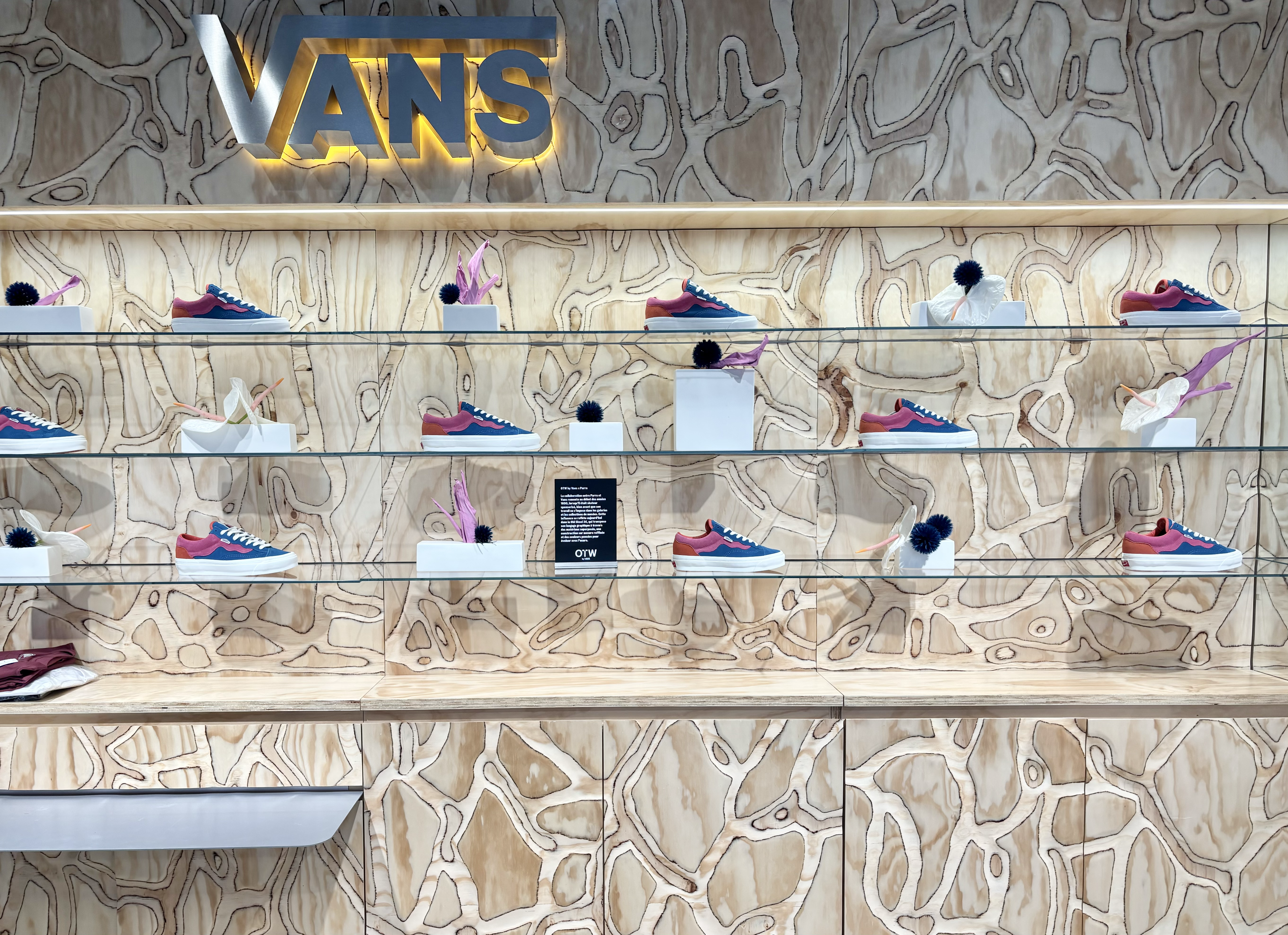 Vans le Marais shop