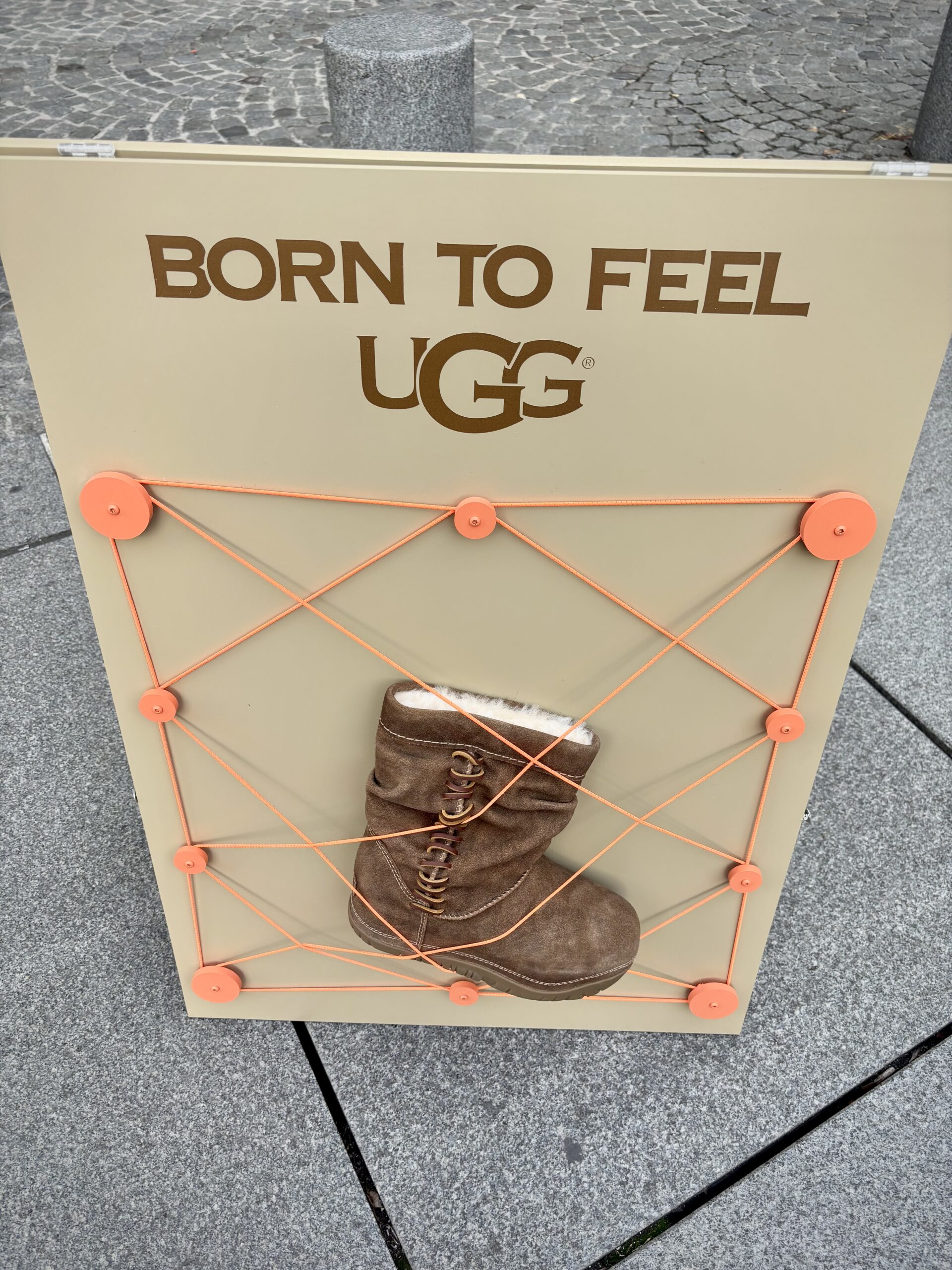 retail expérientiel sans vente UGG